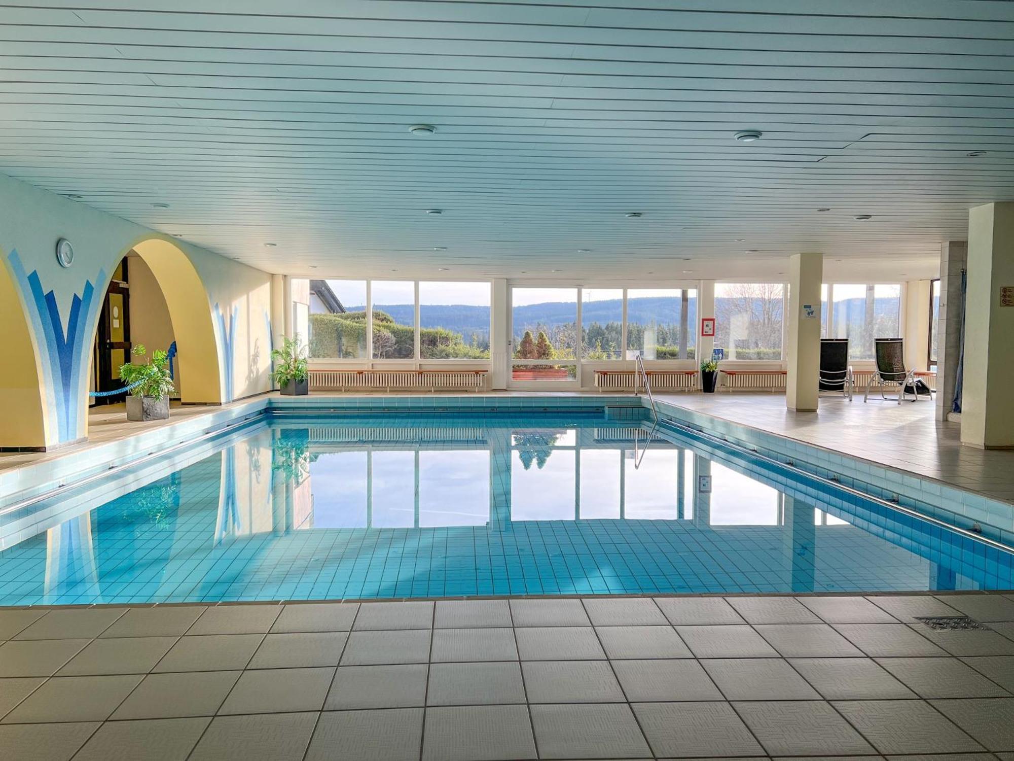 Feldbergblick Mit Schwimmbad Und Sauna Lenzkirch Exterior foto